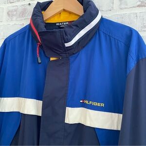 Tommy Hilfiger • 90s • Waterstop Jacket • Size XL • Vintage Windbreaker